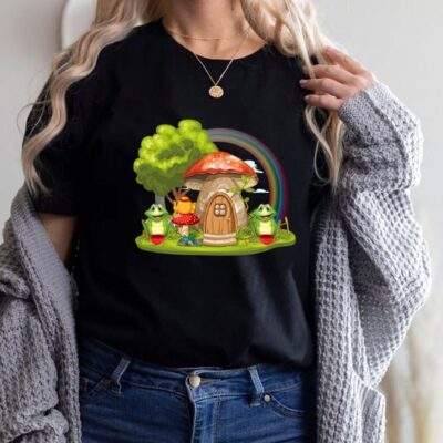 Funny Frog Shirt Cute Mushroom Frogs Drinking Tea Cottagecore Tee EST2094