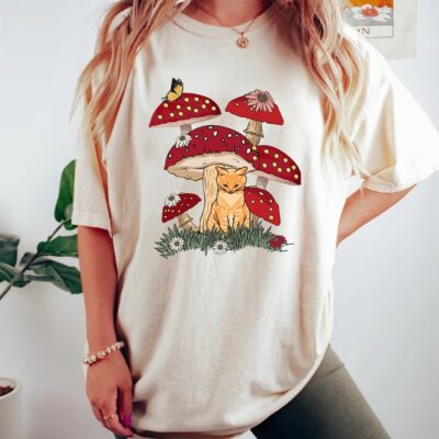 Goblincore Cat Mushroom Shirt Nature Lover Cottagecore Vintage Tee EST1031
