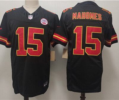 Kansas City Chiefs #15 Patrick Mahomes Black F.U.S.E. Vapor Untouchable Limited Football Stitched Jersey