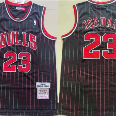 Chicago Bulls #23 Michael Jordan Black 1996-97 Throwback Stitched Jersey