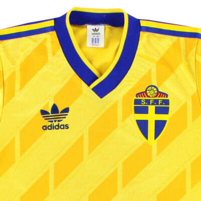 Alternative view of 1989-91 Sweden Home Limited Jersey