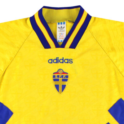 Alternative view of 1994-96 Sweden Home Limited Jersey