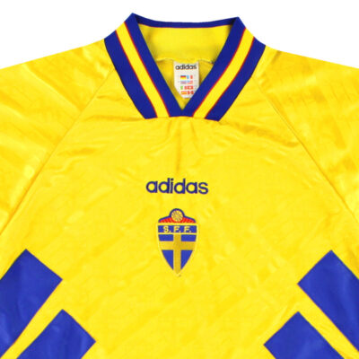 Alternative view of 1994-96 Sweden Home Limited Jersey