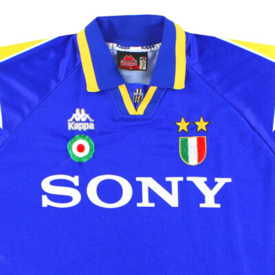 Alternative view of 1995-96 Juventus Away Limited Jersey