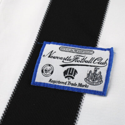 1995-97 Newcastle Home Limited Jersey - Image 4