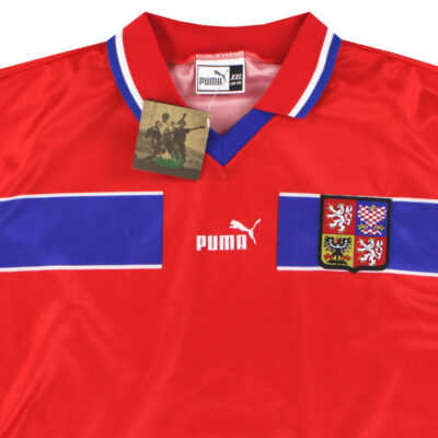 Alternative view of 1998-00 Czech Republic Player Issue Home Limited Jersey