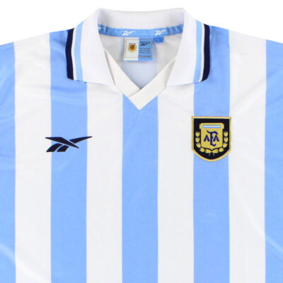 Alternative view of 1999-00 Argentina Reebok Home Limited Jersey