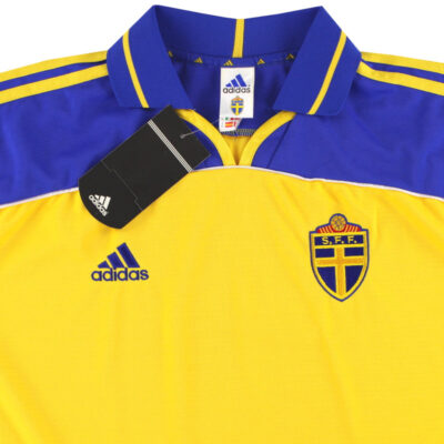Alternative view of 2000-02 Sweden Home Limited Jersey