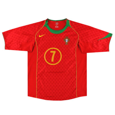 Alternative view of 2004-06 Portugal Home Limited Jersey Figo #7