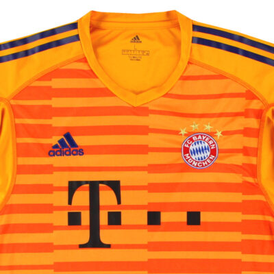 Alternative view of 2018-19 Bayern Munich Goalkeeper Limited Jersey
