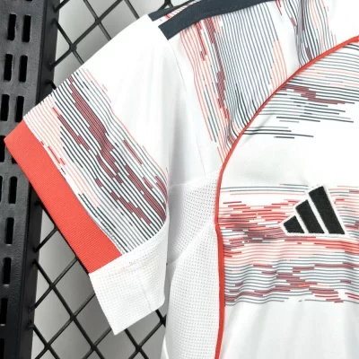 Kids' Kit Soccer Jersey Suit Bayern de Munique II 25/26 - White - Image 4