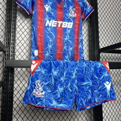 Kids' Kit Soccer Jersey Suit Crystal Palace I 24/25 - Blue and Red - Image 3