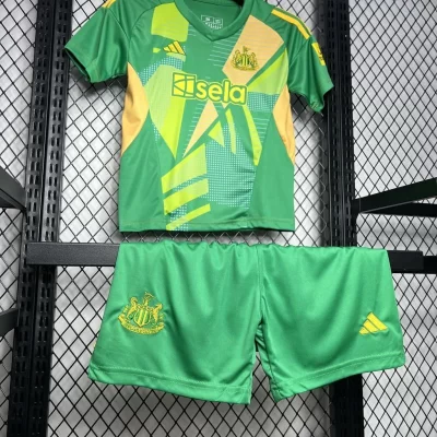 Kids' Kit Soccer Jersey Suit Newcastle Goalkeeper 24/25 - Green - Image 3