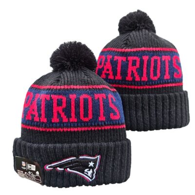 New England Patriots Cuffed Knit Hat with Pom
