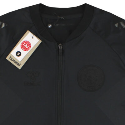Alternative view of 2022 Denmark Blackout Line Up Jacket