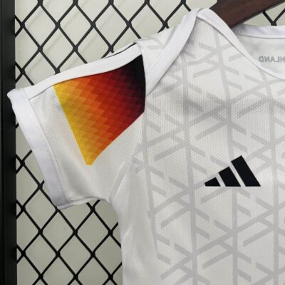 2024 Baby Onesie Suit Germany Home Size 9-12 Years - Image 4