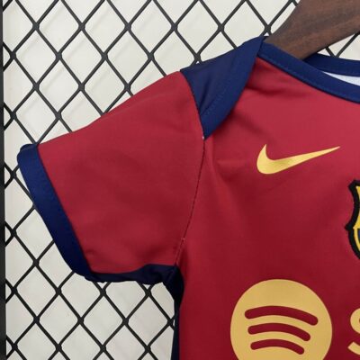 2425 Baby Onesie Suit Barcelona Home Size 9-12 Years - Image 3